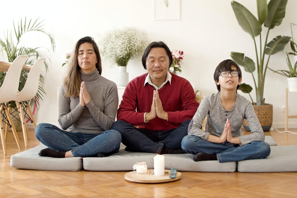 Meditation Empower Homemaker in 6 ways